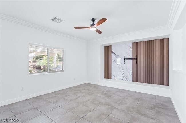 Building Photo - 10980 St Rafael St