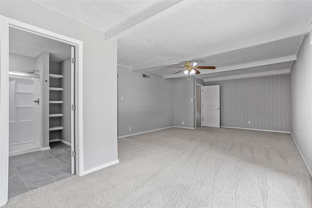 Building Photo - 2733 Sandage Ave