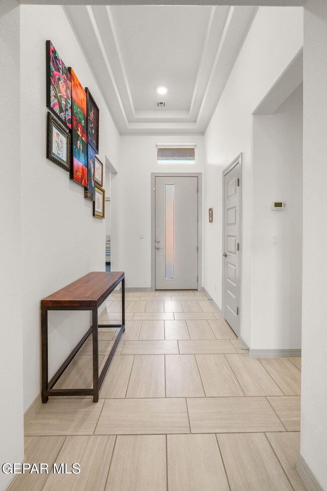 Building Photo - 908 Crystal Deer Dr