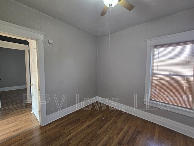 Building Photo - 2019 Falls Ave