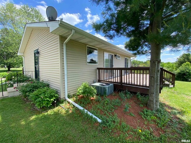 Building Photo - 6525 N Kramm Rd