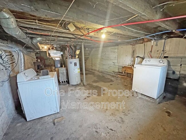 Building Photo - 1018 Baldwin St