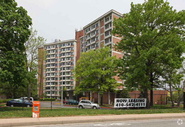 Primary Photo - Weinberg Place