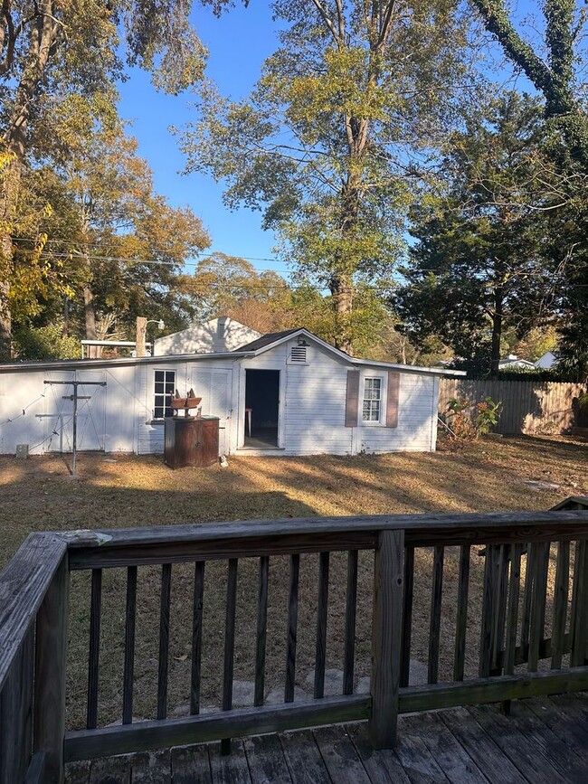 Building Photo - RENTAL HOME 3BD/2BTH