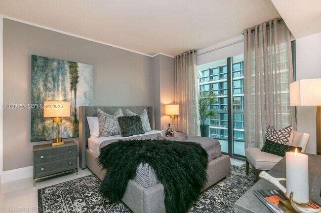 Building Photo - 1300 S Miami Ave