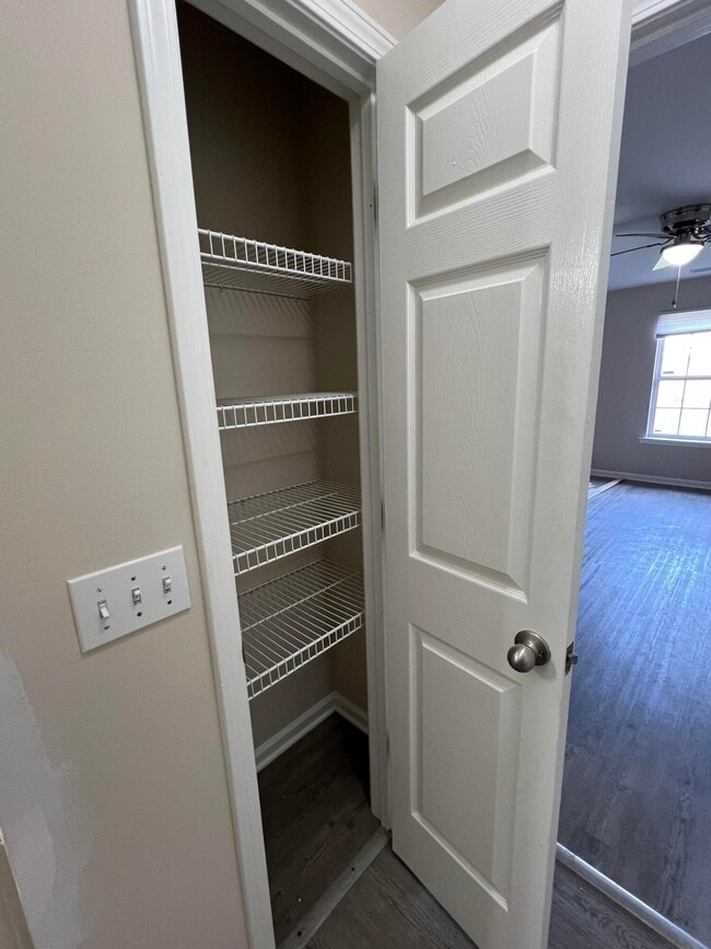 Building Photo - 601 Sherard Cir