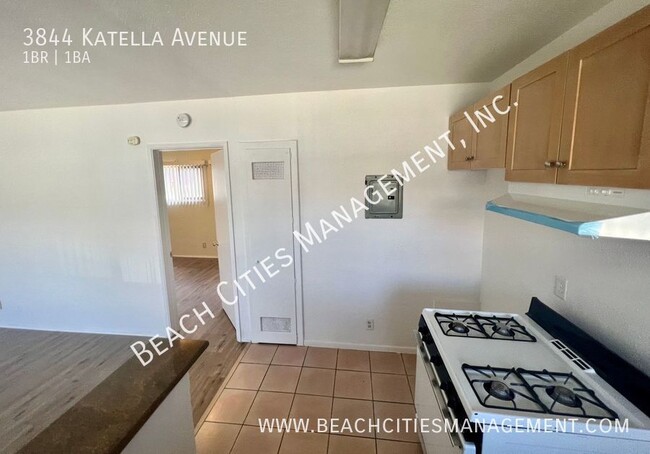 Building Photo - Charming 1 Bedroom in Los Alamitos with a ...