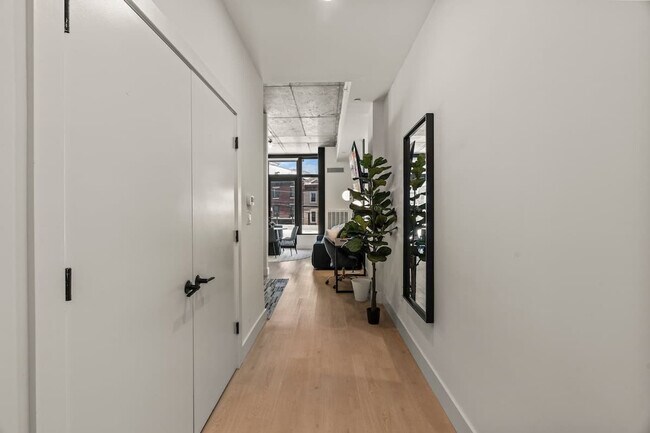 Building Photo - 1222 N 2nd St