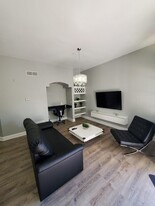 Fully furnished - 7240 Westpointe Blvd