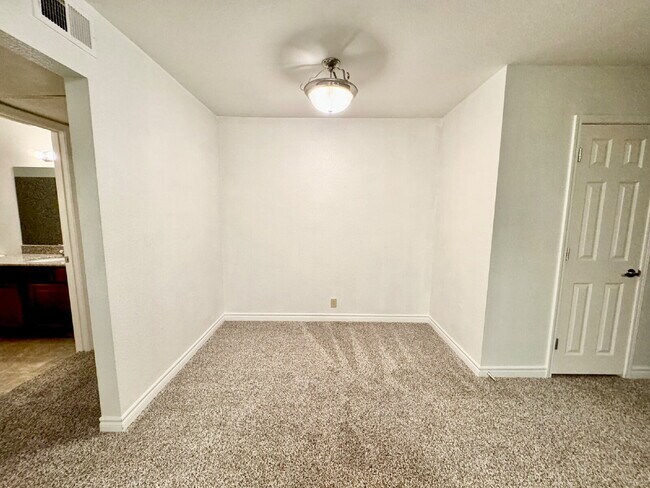 Building Photo - Las Vegas Guard-Gated Condo for Rent | Bella Vita Community | 1 Bedroom Upstairs Unit