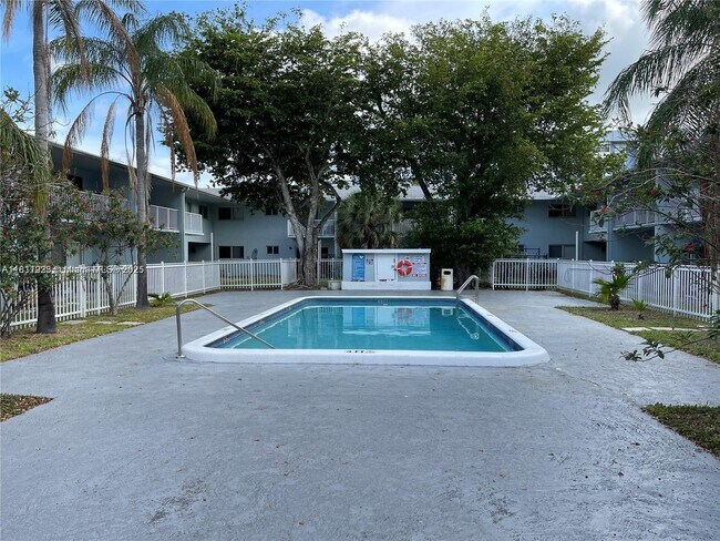 Building Photo - 4271 NW 5th St
