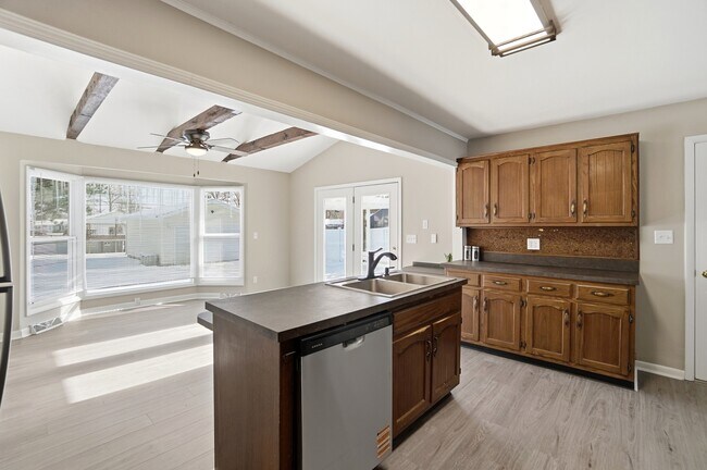 Building Photo - 4120 Kentland Ave