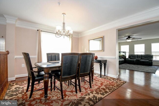 Building Photo - 15260 Rosemont Manor Dr