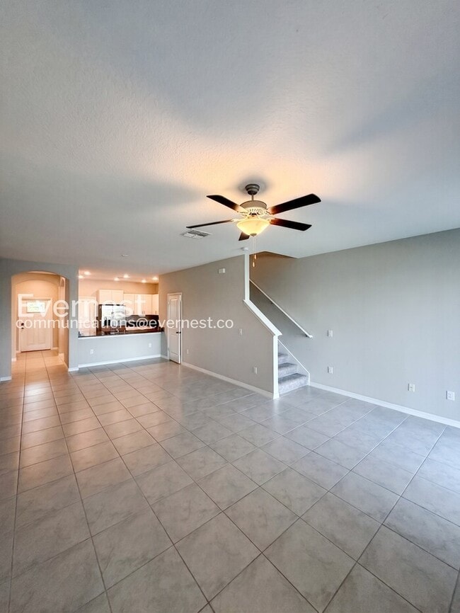 Building Photo - 3-Bed/2-Bath Town Home/Available Soon!