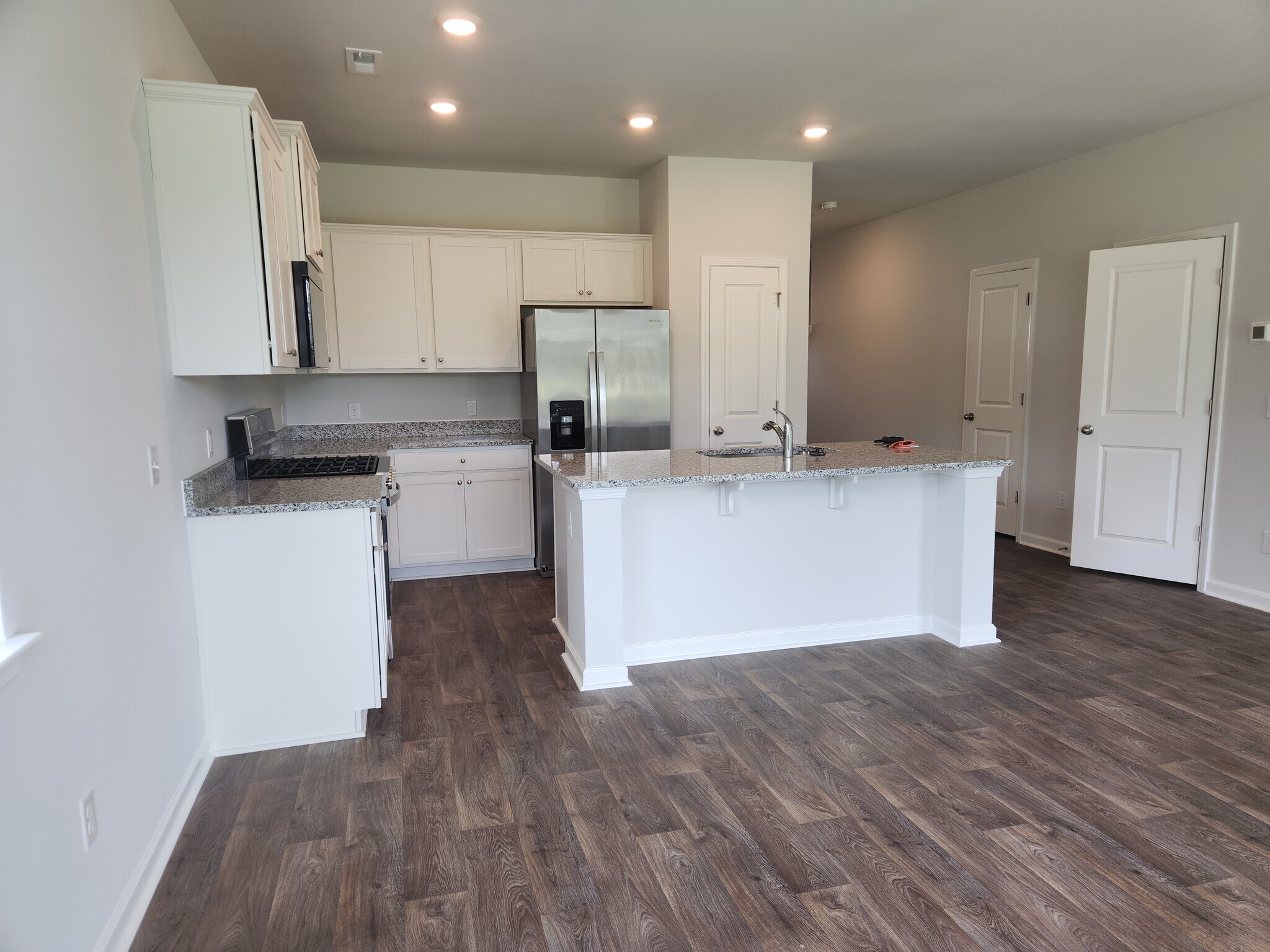 Building Photo - 321 Bluebell Way