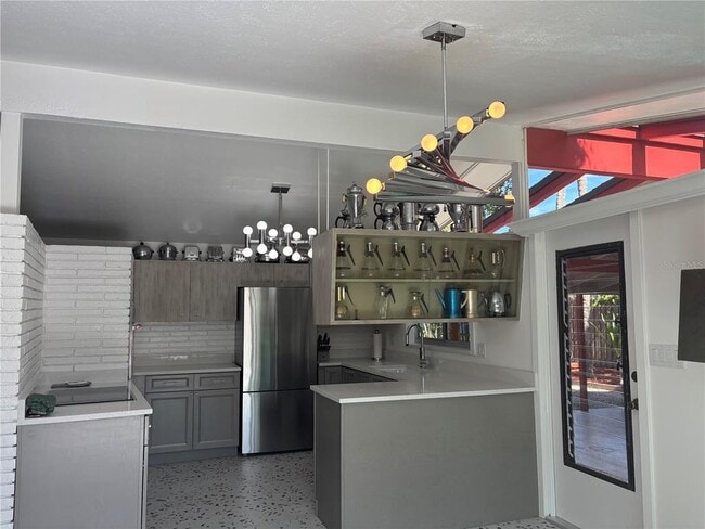 Building Photo - 4830 Higel Ave