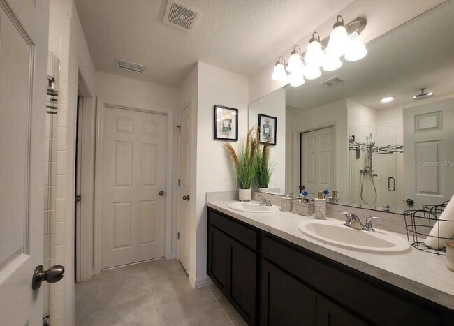 Building Photo - 4903 Conifer Cone Dr