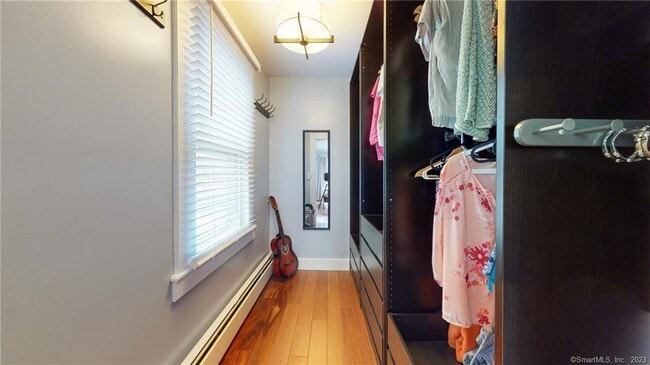 Building Photo - 18 Philip St