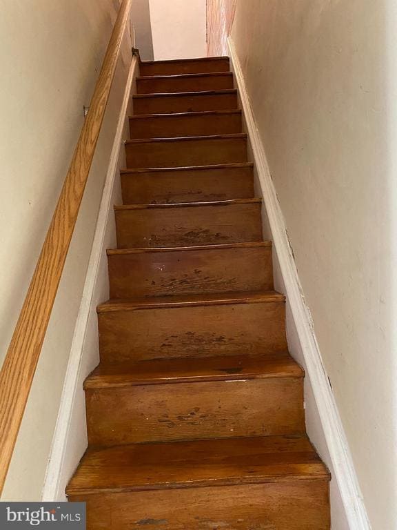 Building Photo - 4104 Terrace St