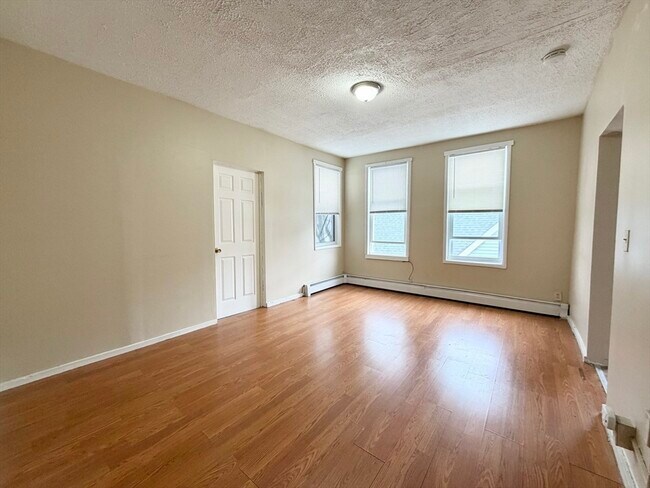 Building Photo - 57 Abbe Ave