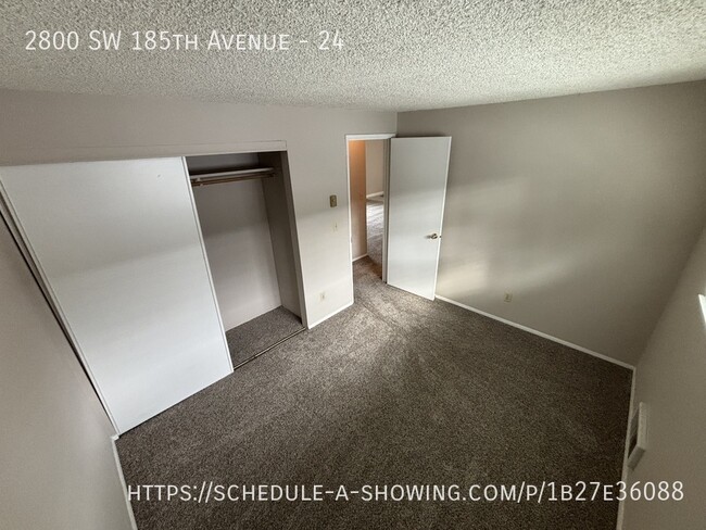 Building Photo - 2br Upstairs Unit - ALOHA CREST APTS Water...