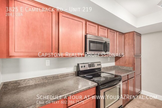 Building Photo - 3825 E Camelback Rd