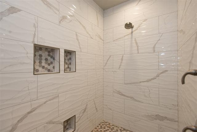 Building Photo - 347 Enchanted Dr
