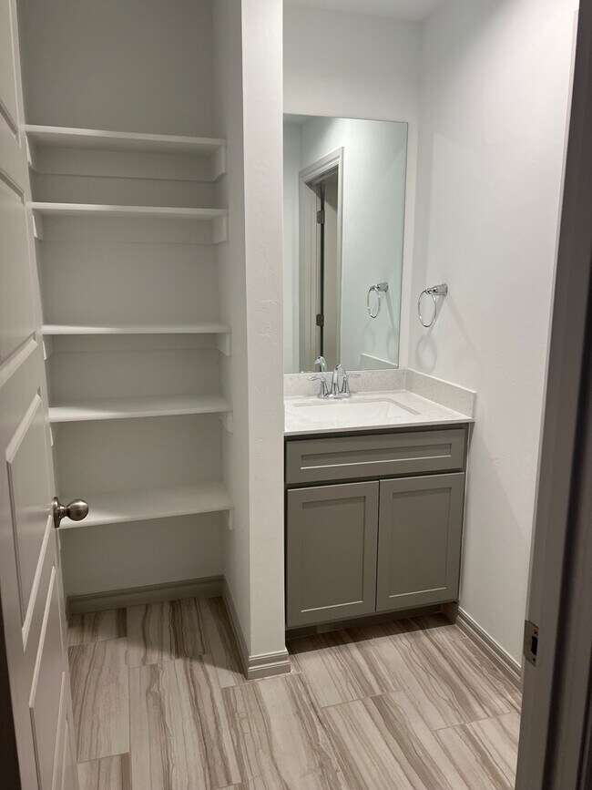 Building Photo - 14416 Gravity Falls Ln