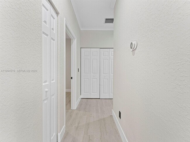 Building Photo - 4851 Bonsai Cir