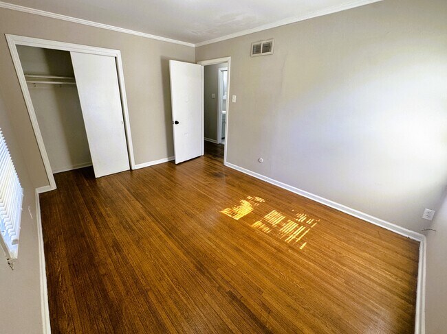 Building Photo - 4535 Violet Cove