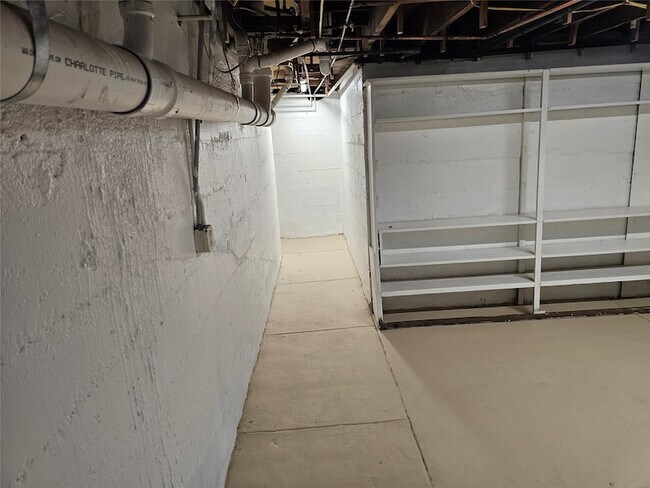 Building Photo - 811 #1 Don Diego Unit 1