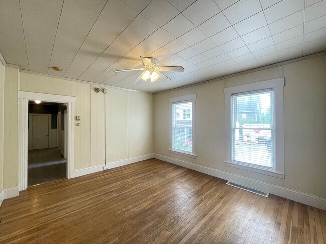 Building Photo - 119 Cypress St