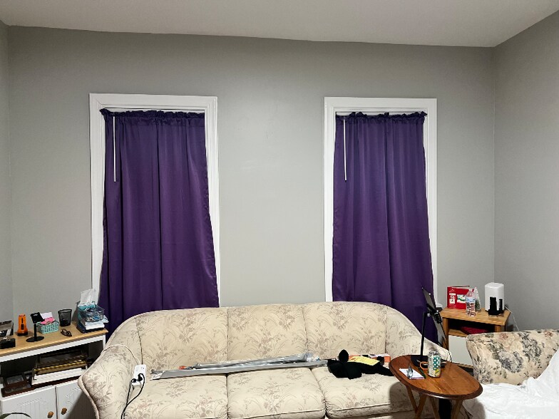 Building Photo - 230 Cumberland St