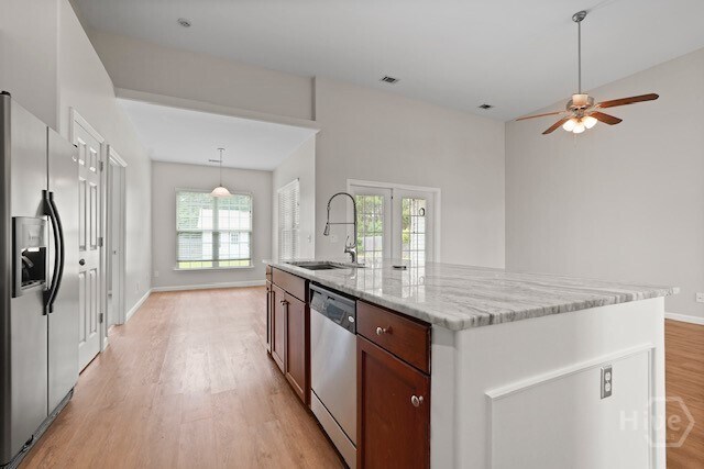 Building Photo - 168 Willow Point Cir