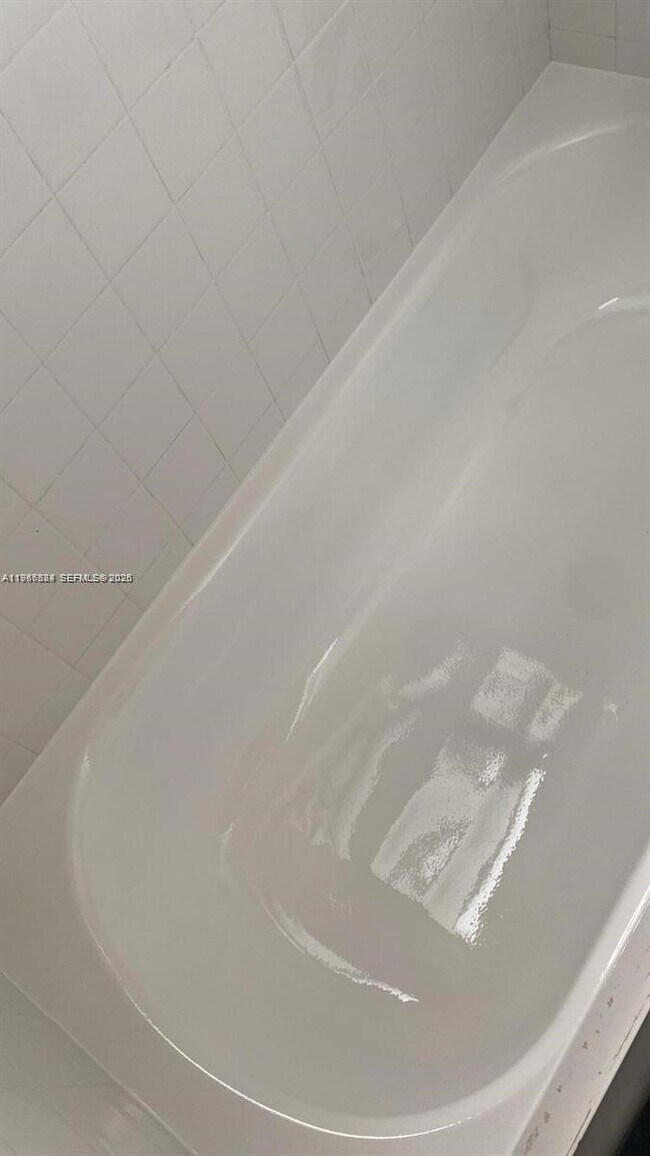 Building Photo - 371 SE Fairchild Ave