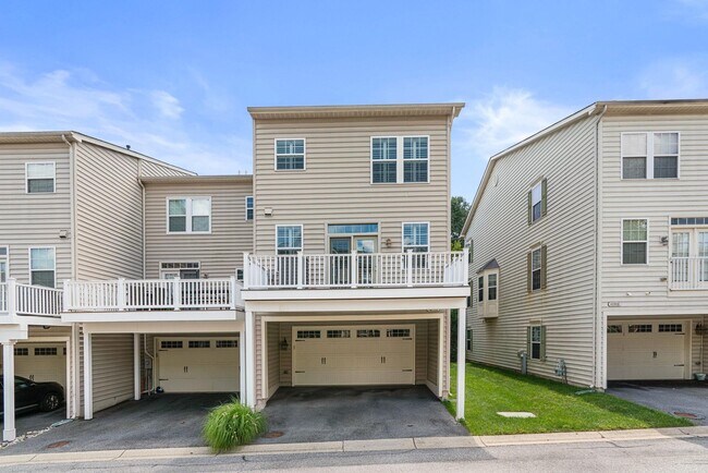Building Photo - 10512 Old Ellicott Cir