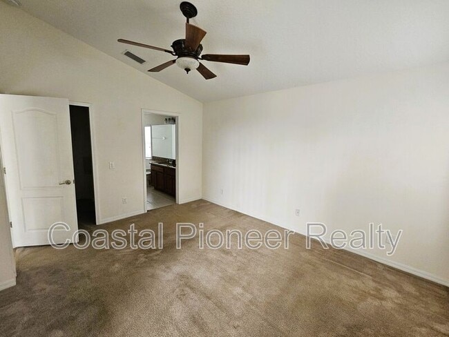 Building Photo - 3220 Clover Blossom Cir