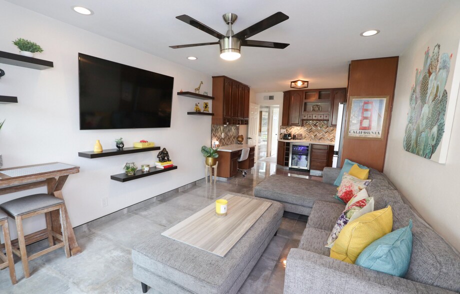 Building Photo - 9639 Spyglass Ave