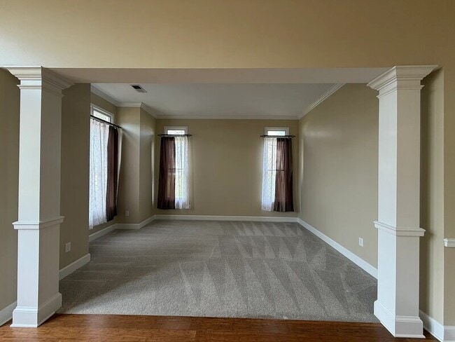 Building Photo - 3070 Intrepid Wake