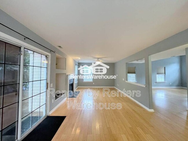 Building Photo - 171 Graystone Trce