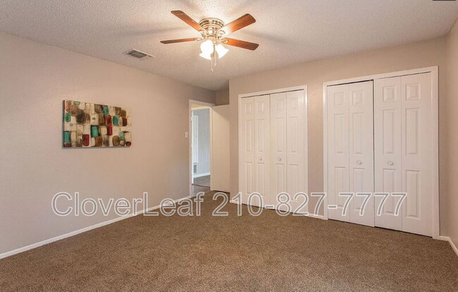 Building Photo - 4961 Champlain Dr