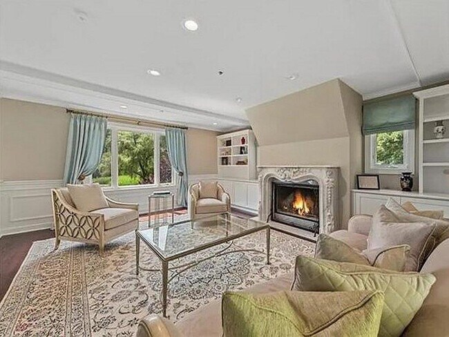 Building Photo - 777 Armonk Rd