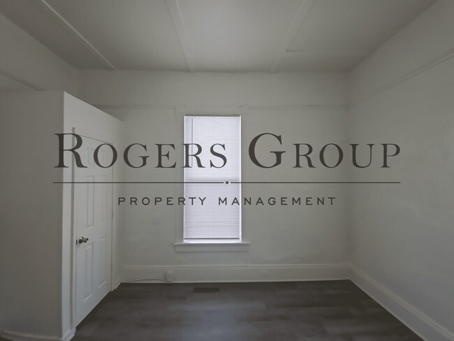 Building Photo - 121 Burwell Ave