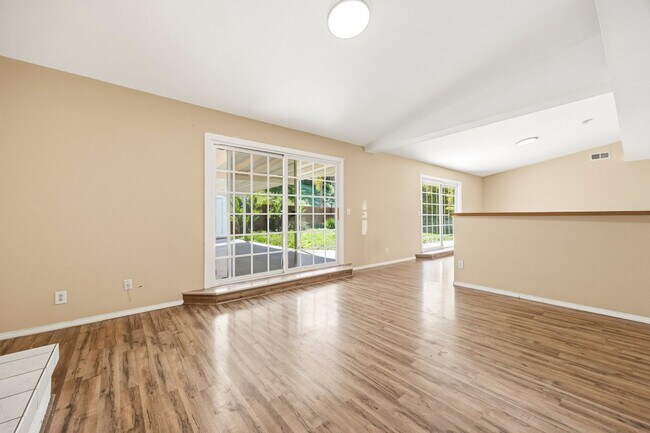 Building Photo - Spacious 4BD 2BA House With Perfect Private Backyard and Solar Panels  in Simi Valley