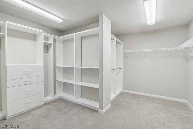 Building Photo - 5947 Rockway Glen Ave