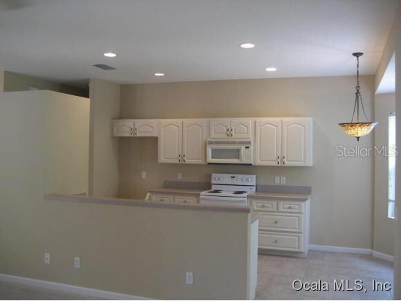 Building Photo - 2022 NW 58th Ct