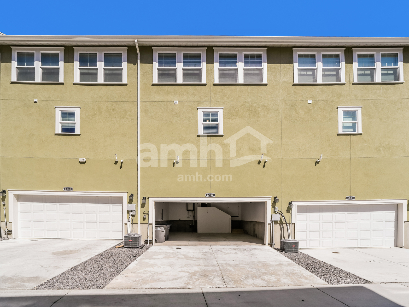 Building Photo - 6037 W Copperhawk Dr