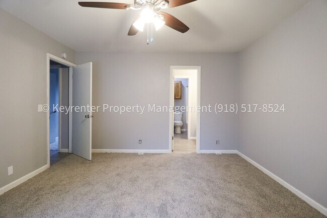Building Photo - 3 Bedroom Gem in Union Schools! Available for Immediate Move In!