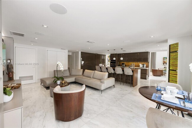 Building Photo - 9465 NW 52nd Doral Ln