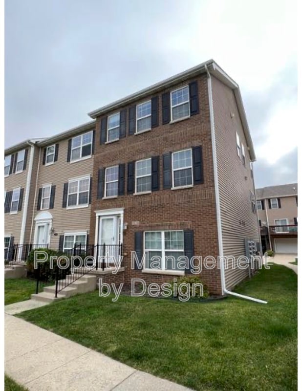 Building Photo - 4536 NE McDougal Ln